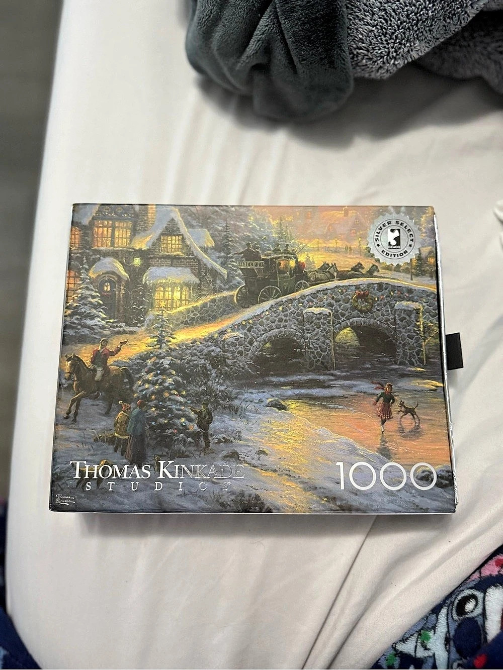 Ceaco Thomas Kinkade Studios Spirit of Christmas Silver Select Edition